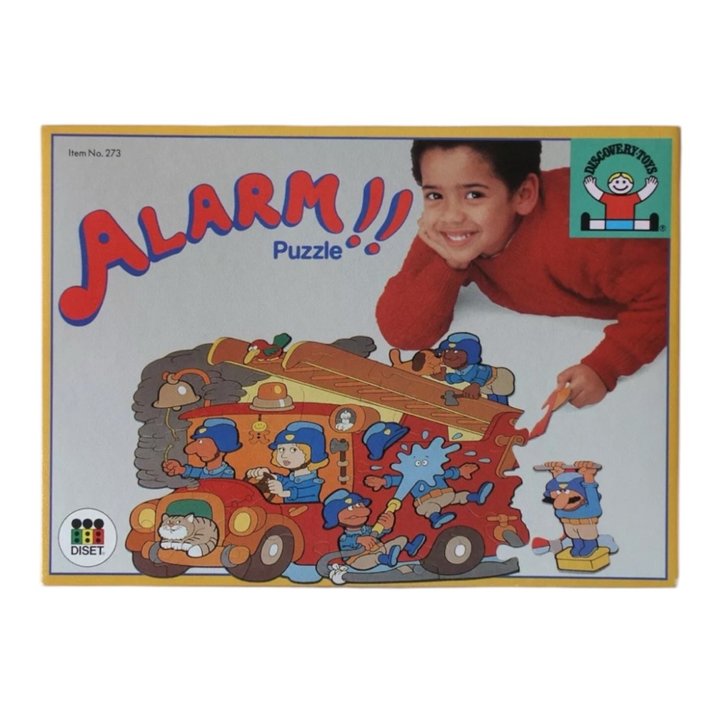 Vintage Discovery Toys Puzzle Alarm!! 36 Pieces 1988 Fire Truck Puzzle